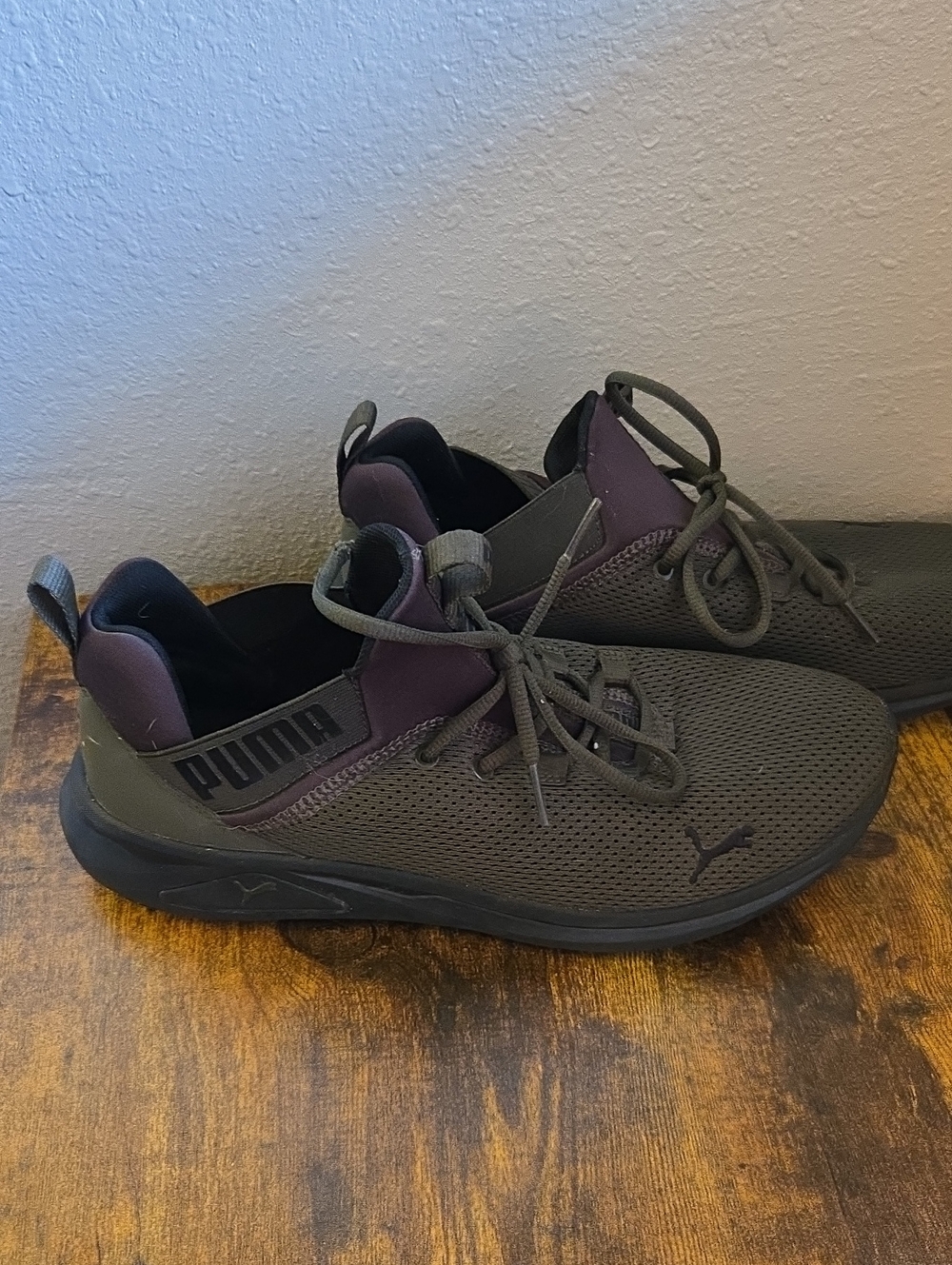 Puma Men’s Olive Green Mesh Sneakers